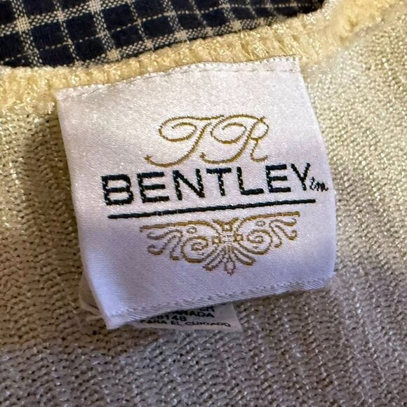 Vintage Top Bundle 5/$25 - Picture 4 of 5